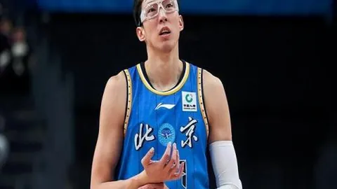 “杨坎宁安38分12板胜杨38分 比斯利24分7助活塞险胜老鹰_篮板_赛事_NBA”