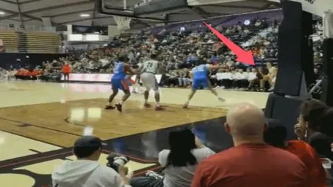 国足角球战术揭秘：沙特门将防线遭遇巧妙围攻